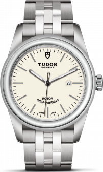 Tudor Glamour Date 31