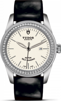 Tudor Glamour Date 31